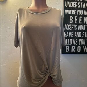 Miss Cheivous Taupe Aide Knot Tee | Size Small | Like New